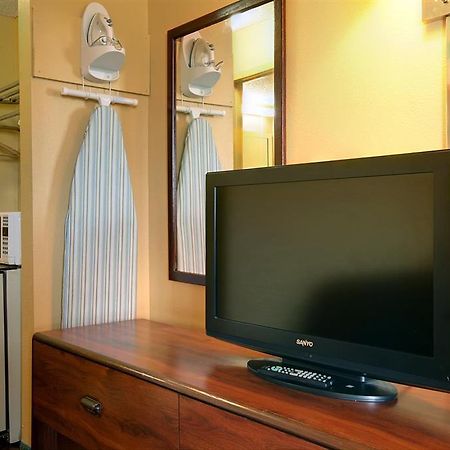 Americas Best Value Inn And Suites Greenwood Pokoj fotografie