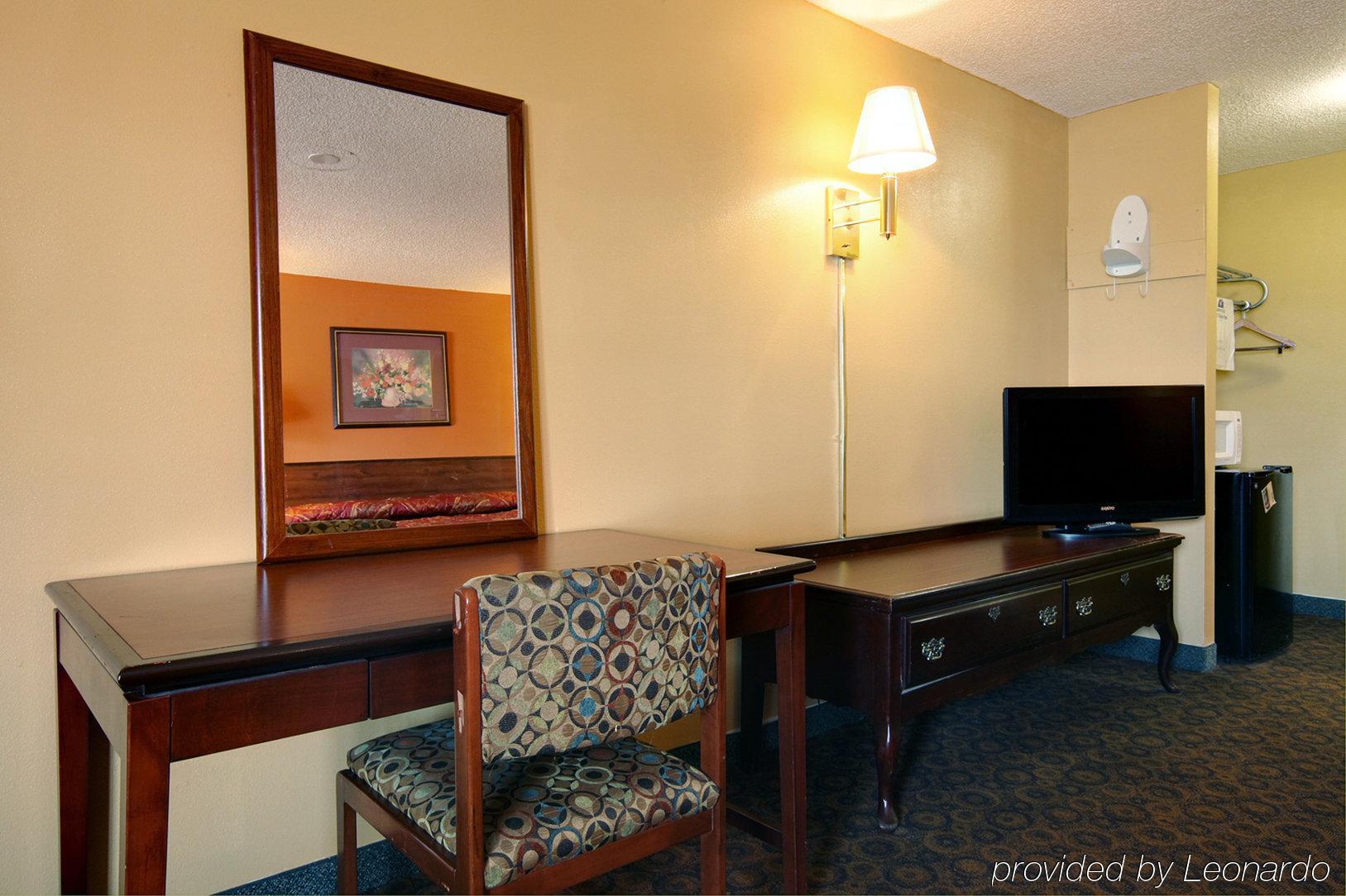 Americas Best Value Inn And Suites Greenwood Pokoj fotografie